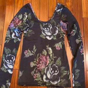 Lululemon Athletics long sleeve workout shirt!